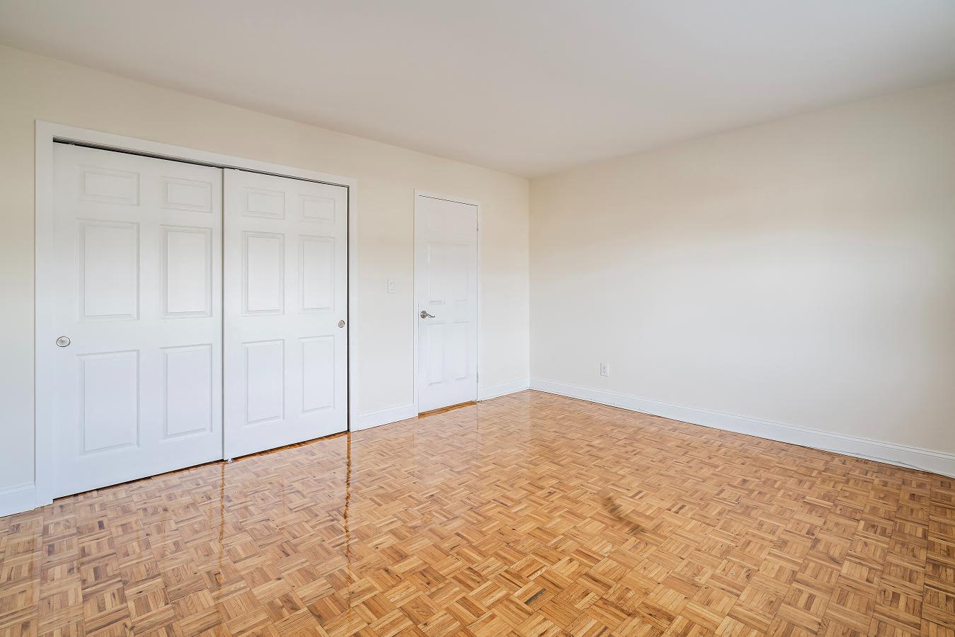 Gallery Photo 12